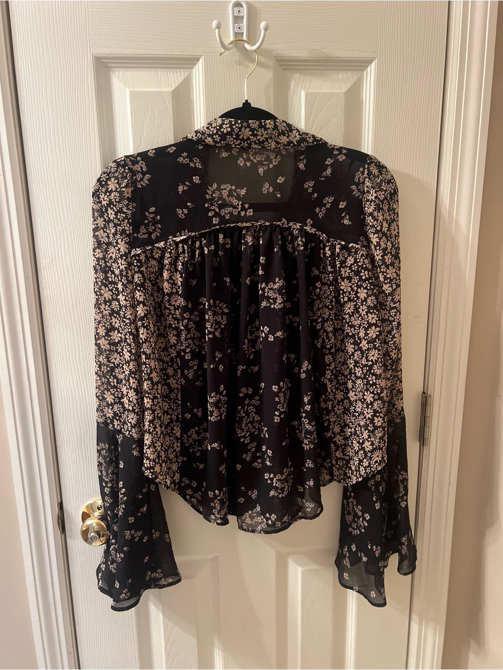 Free People Serena Floral Bell Sleeve Black Combo Blouse - Picture 4 of 4